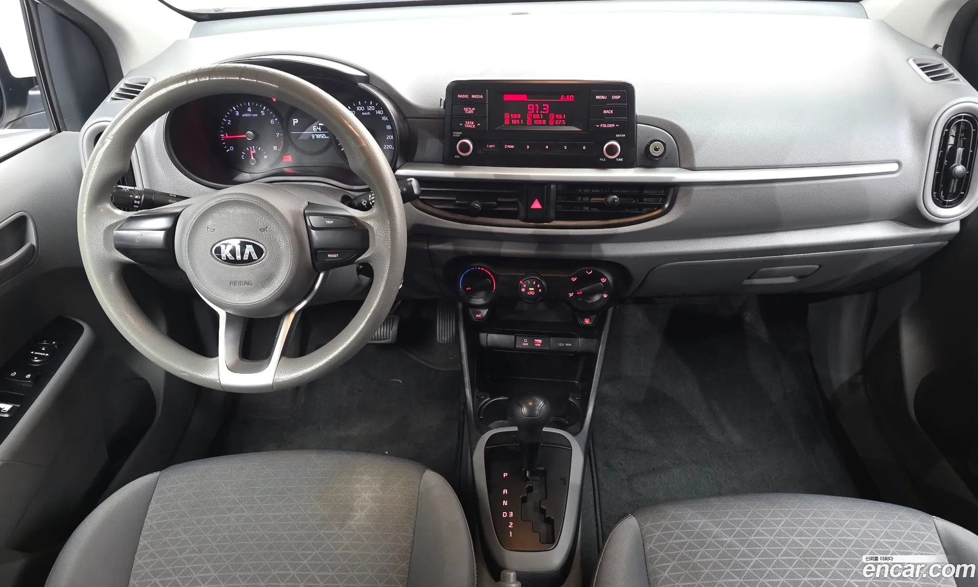 Kia Morning 2017 KNAB1911BHT051938 — 2