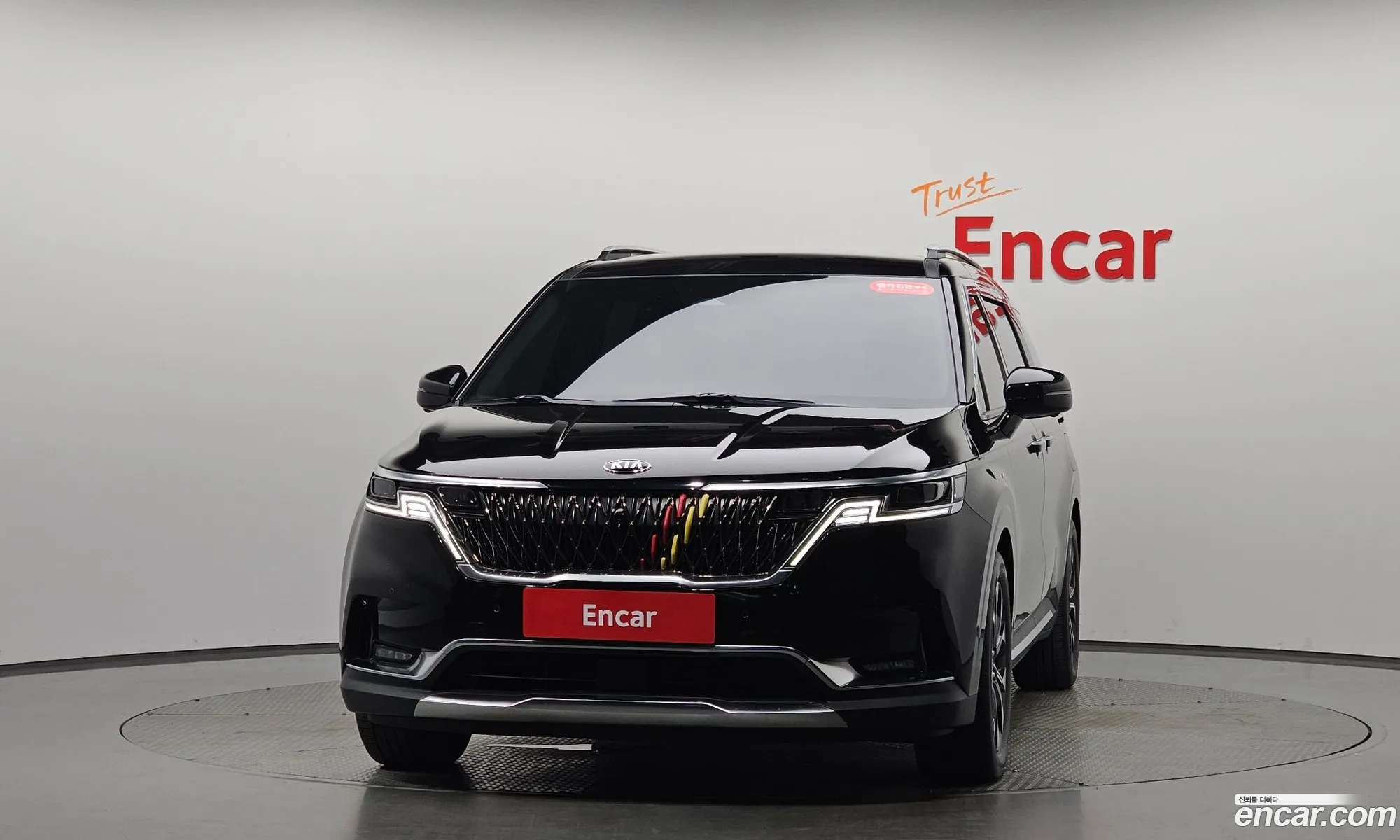 Kia Carnival 2020 KNANE81BBMS017783 — 4