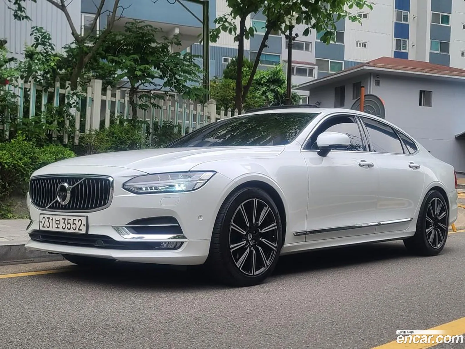 Volvo S90 2019 — 19
