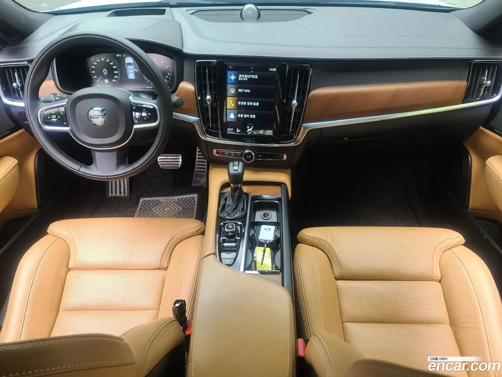 Volvo S90 2019 — 12