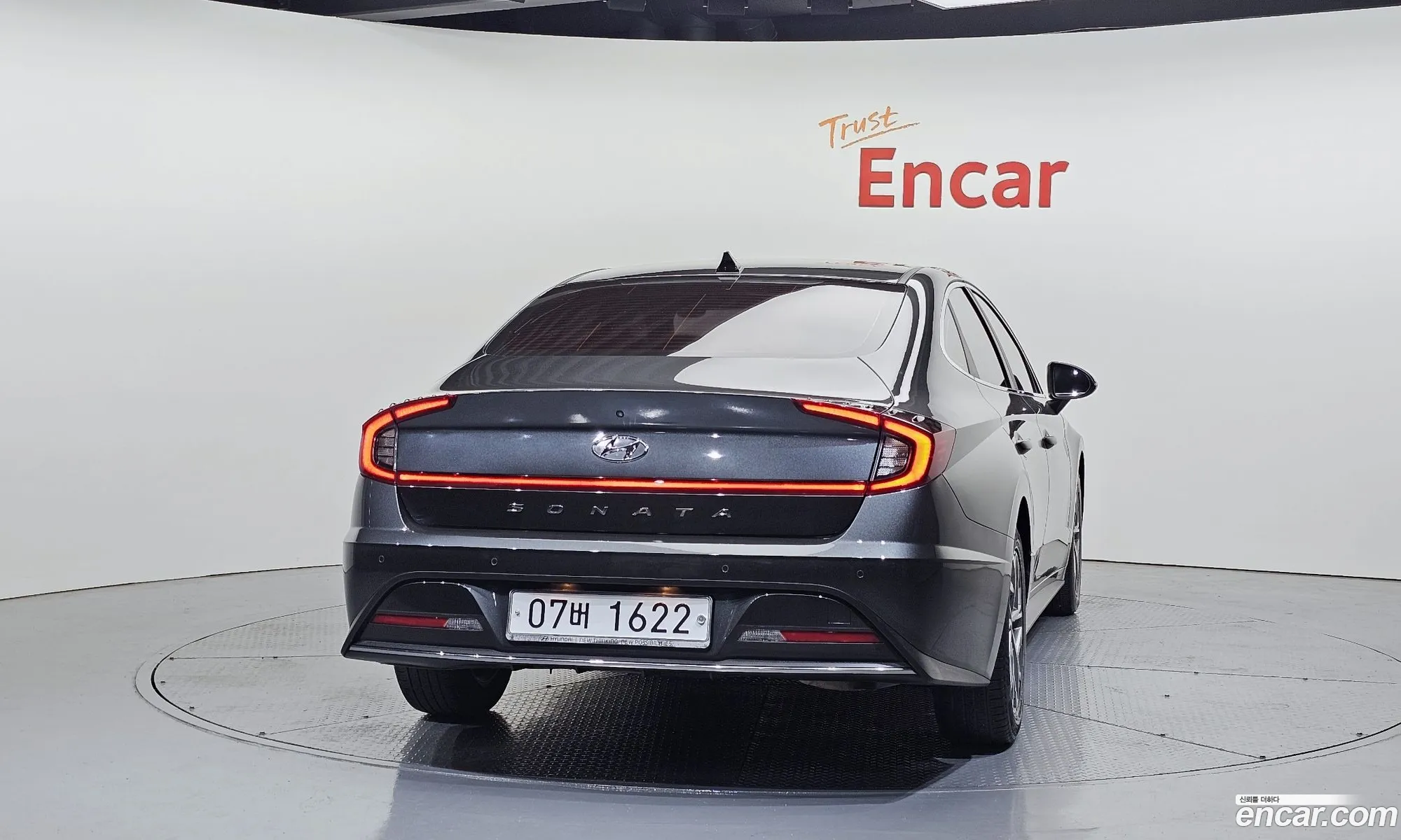 Hyundai Sonata 2019 KMHL141EBLA020067 — 2