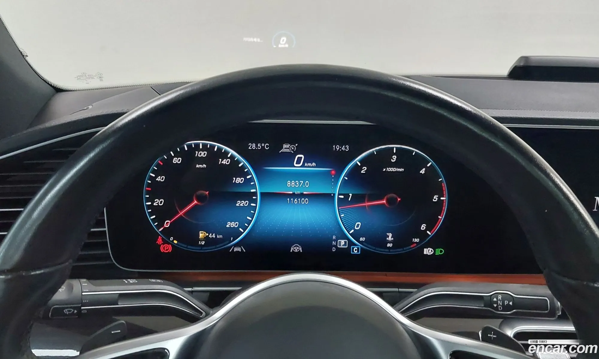 Mercedes-Benz GLE-Class W167 2022 — 11