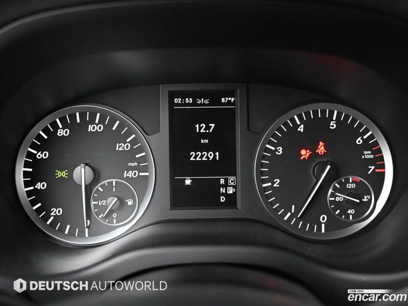 Mercedes-Benz V-Class 2016 — 11