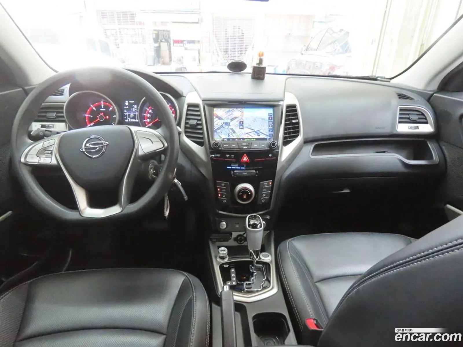 KG Mobility (SsangYong) Tivoli 2017 — 4