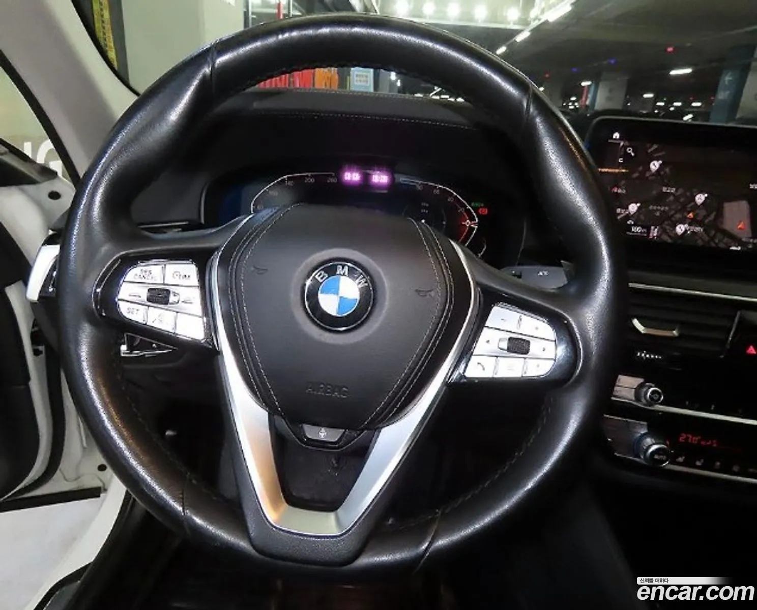 BMW 5 Series 2021 — 11