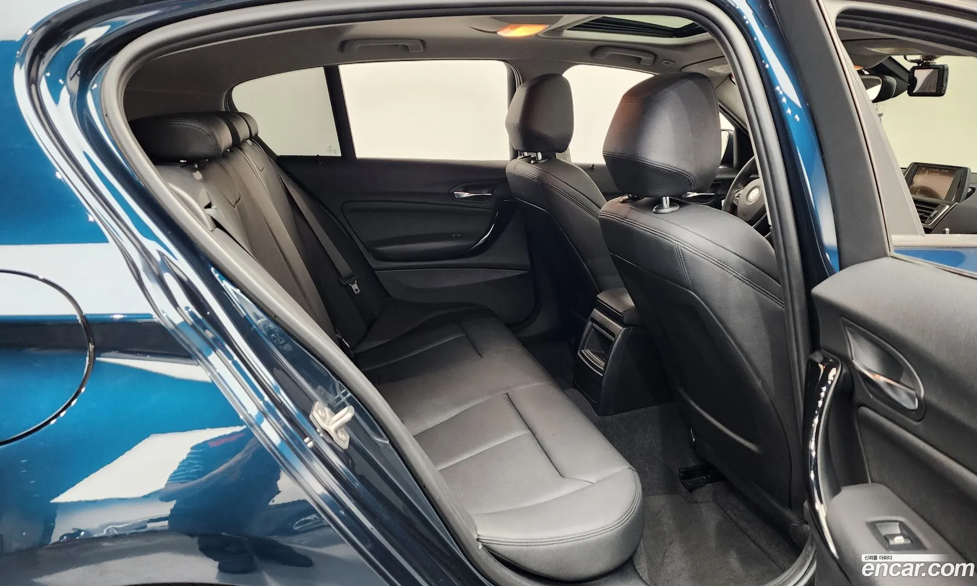 BMW 1 Series 2016 WBA1S5103G5D25216 — 6