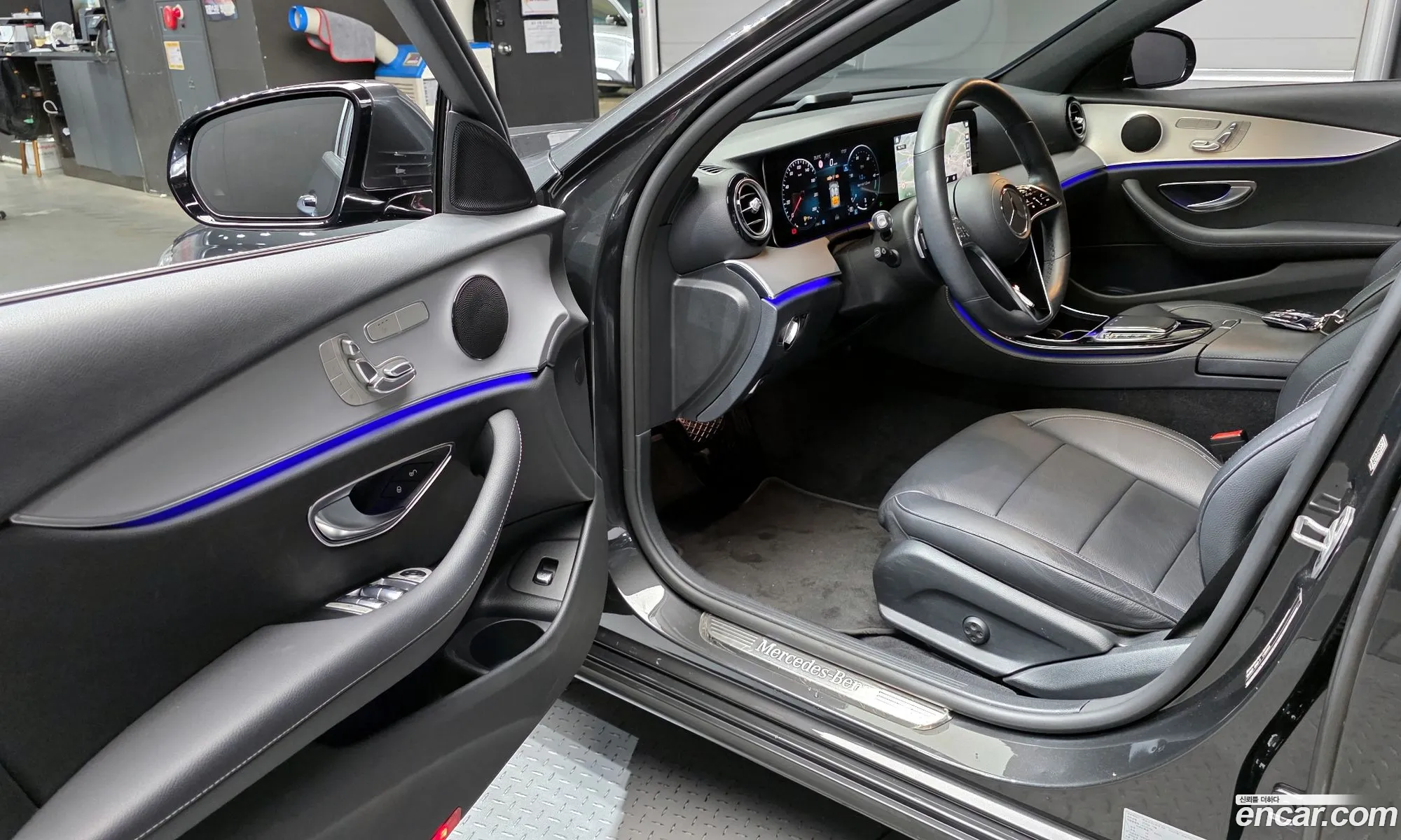 Mercedes-Benz E-Class W213 2021 — 18