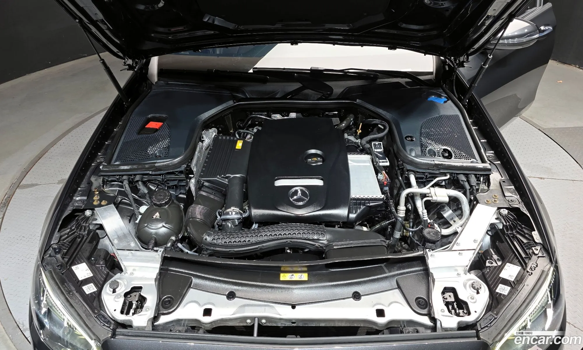 Mercedes-Benz E-Class W213 2021 — 20