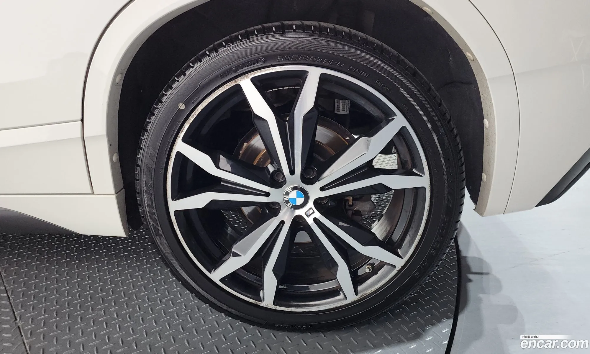 BMW X2 2019 WBAYJ5100KEF55953 — 33