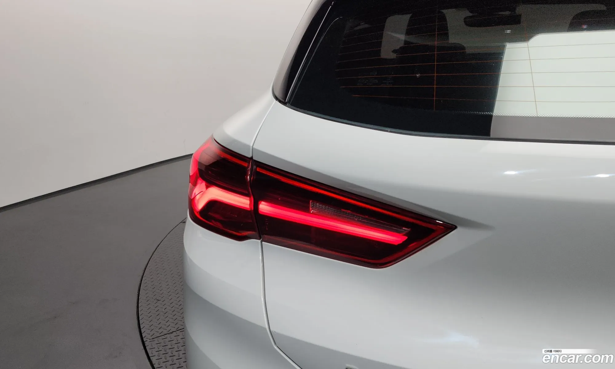 BMW X2 2019 WBAYJ5100KEF55953 — 30