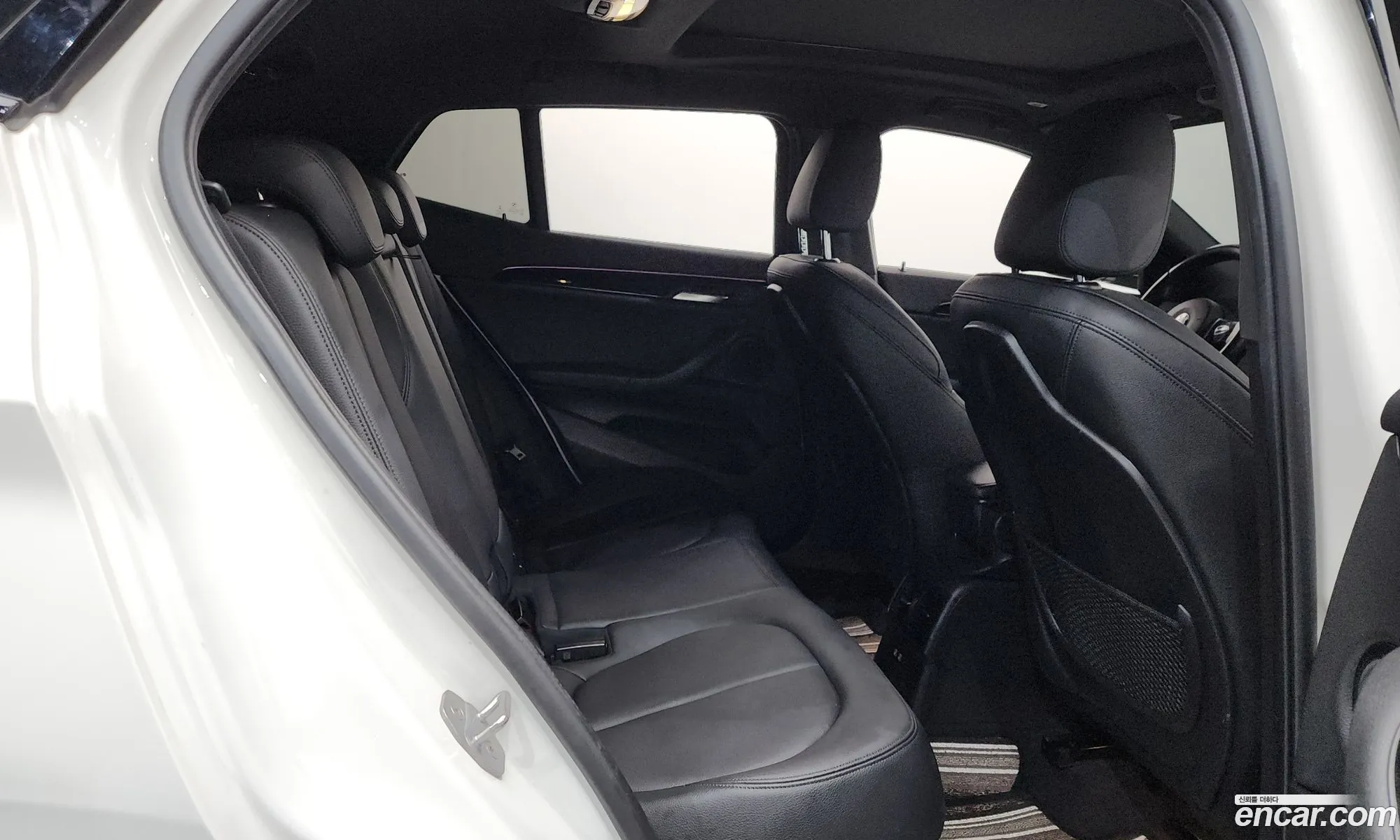 BMW X2 2019 WBAYJ5100KEF55953 — 24