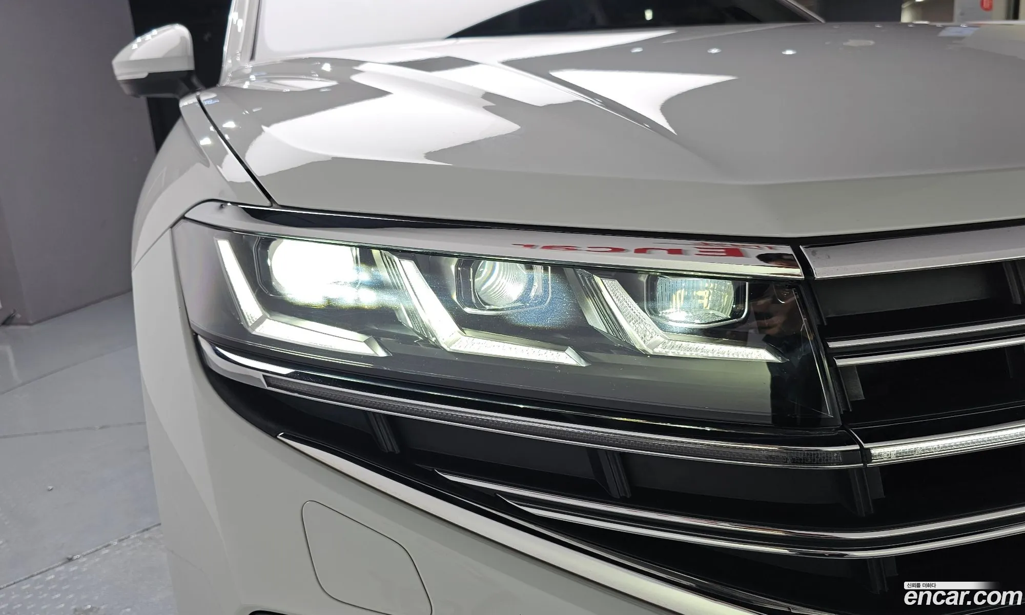 Volkswagen Touareg 2024 — 27