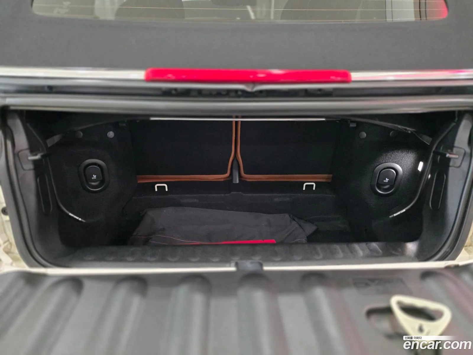 Mini Cooper S Convertible 2018 — 11
