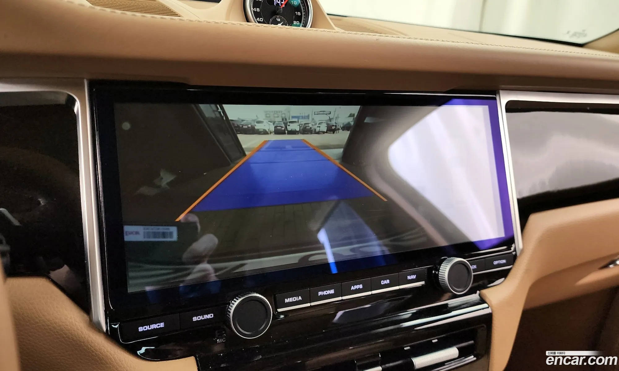 Porsche Macan 2015 WP1AF2958FLB98443 — 30