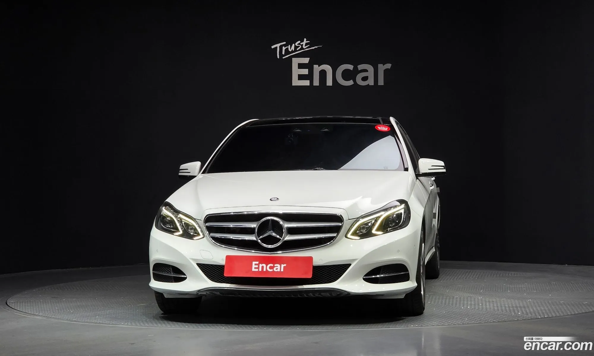 Mercedes-Benz E-Class W212 2013 — 20