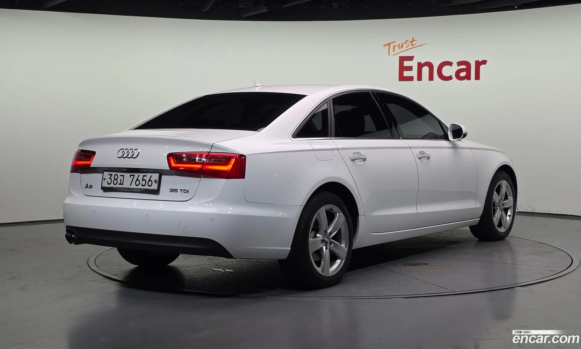 Audi A6 2015 — 6