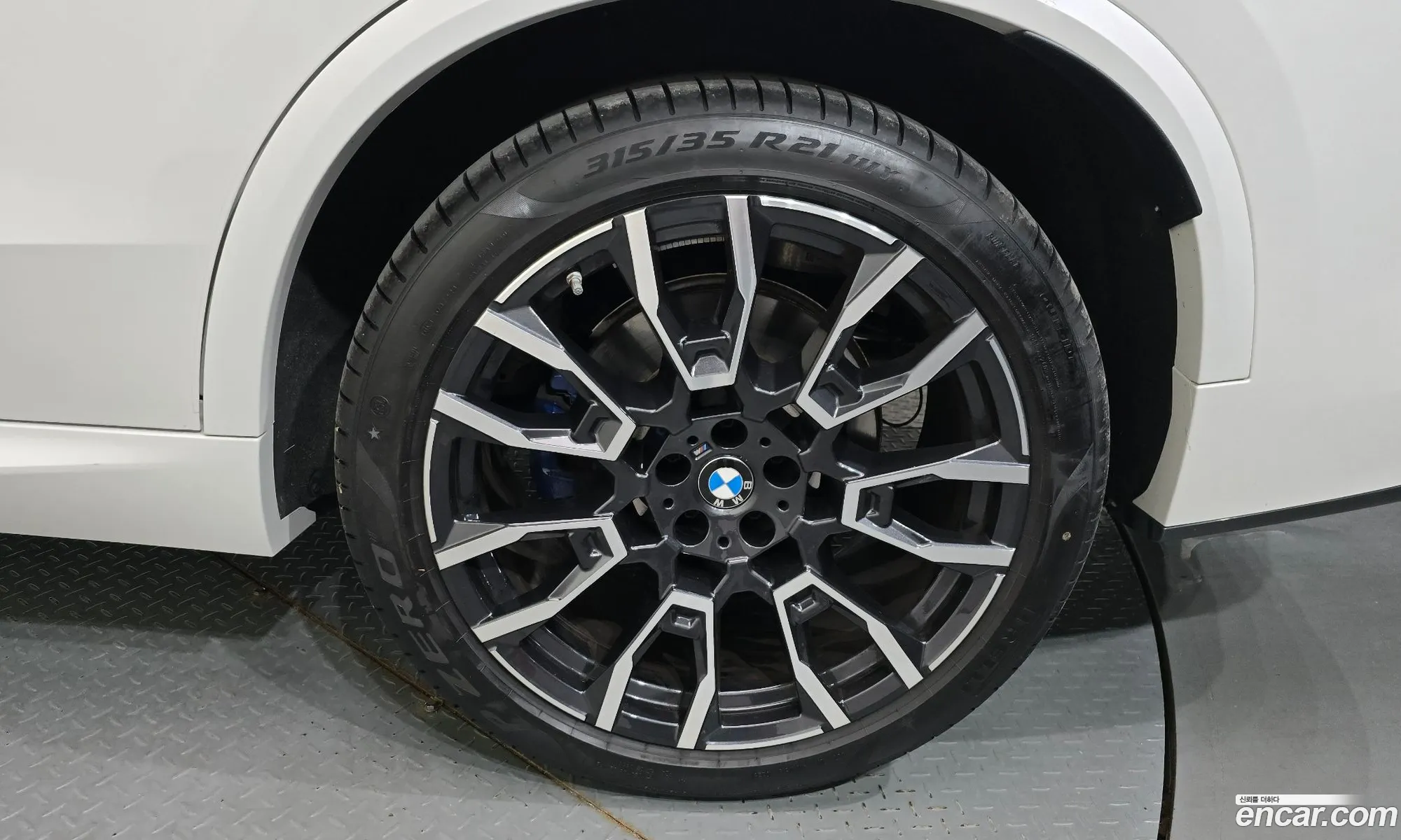 BMW X5 2025 11111111111111111 — 21