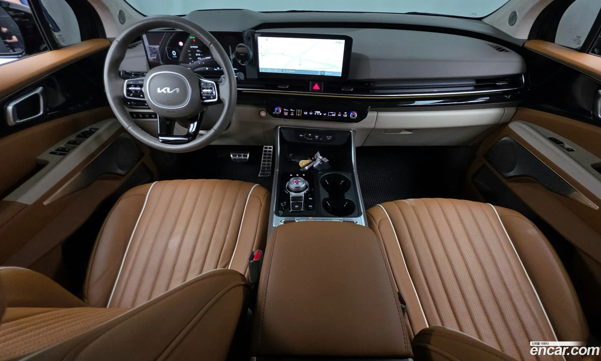 Kia Carnival 2024 KNANE81ABRS011868 — 4