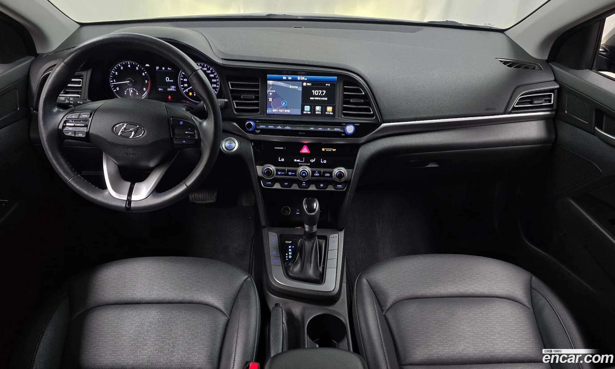 Hyundai Elantra AD 2018 KMHD741EEKU815707 — 2