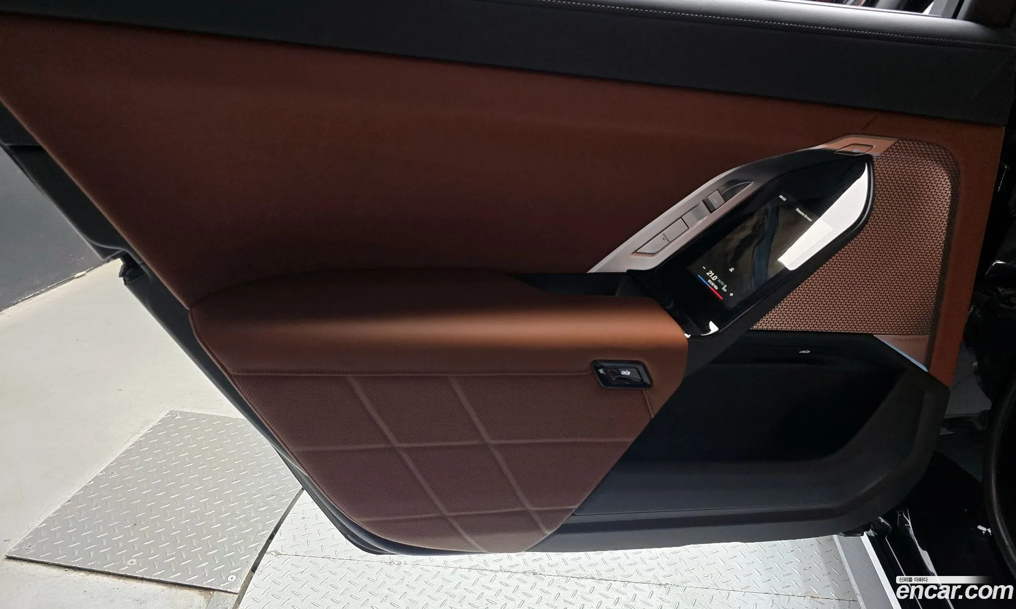 BMW 7 Series 2025 — 16