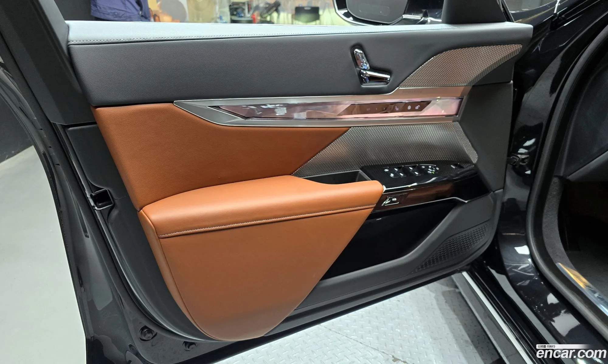 BMW 7 Series 2025 — 19