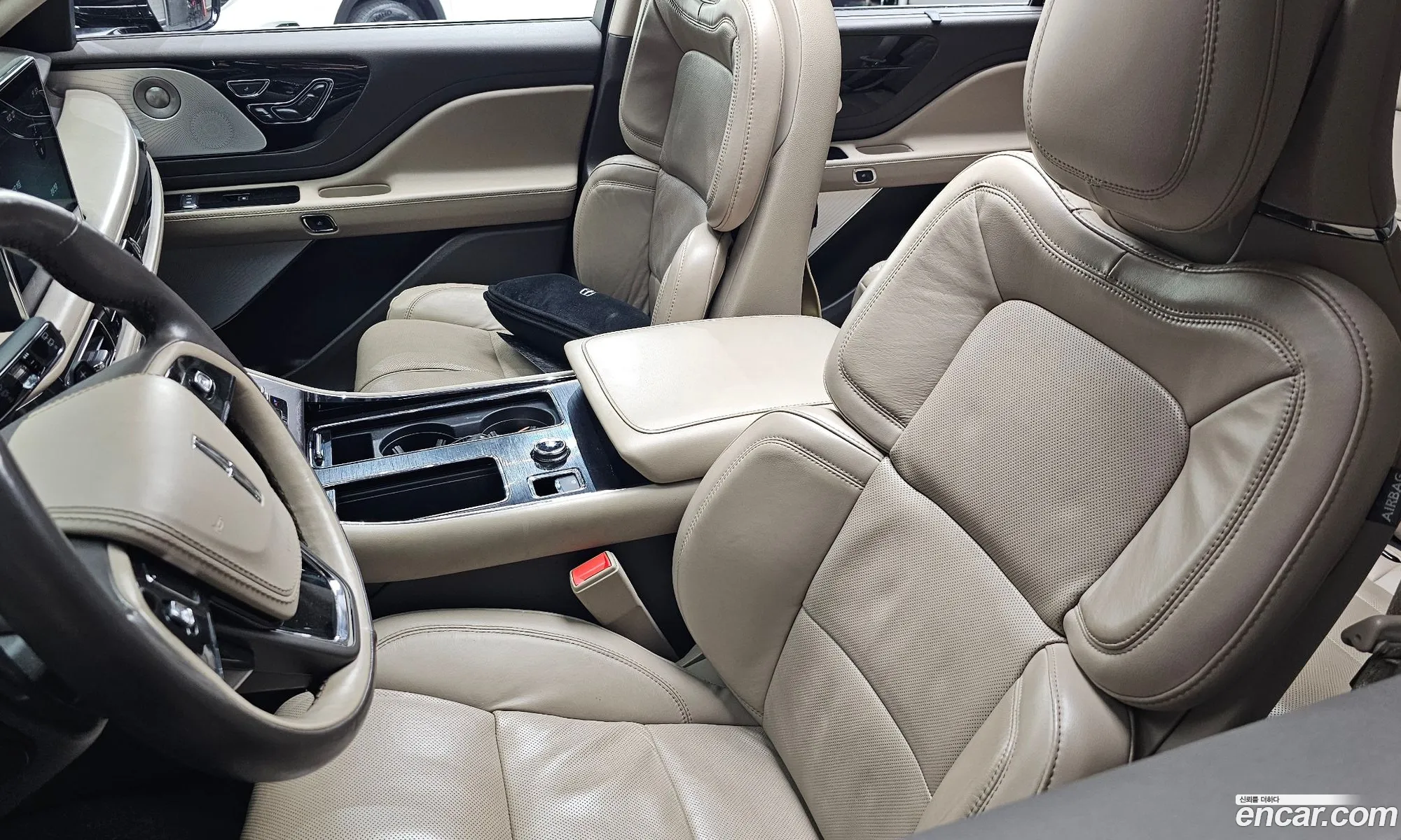 Lincoln Aviator 2021 — 23