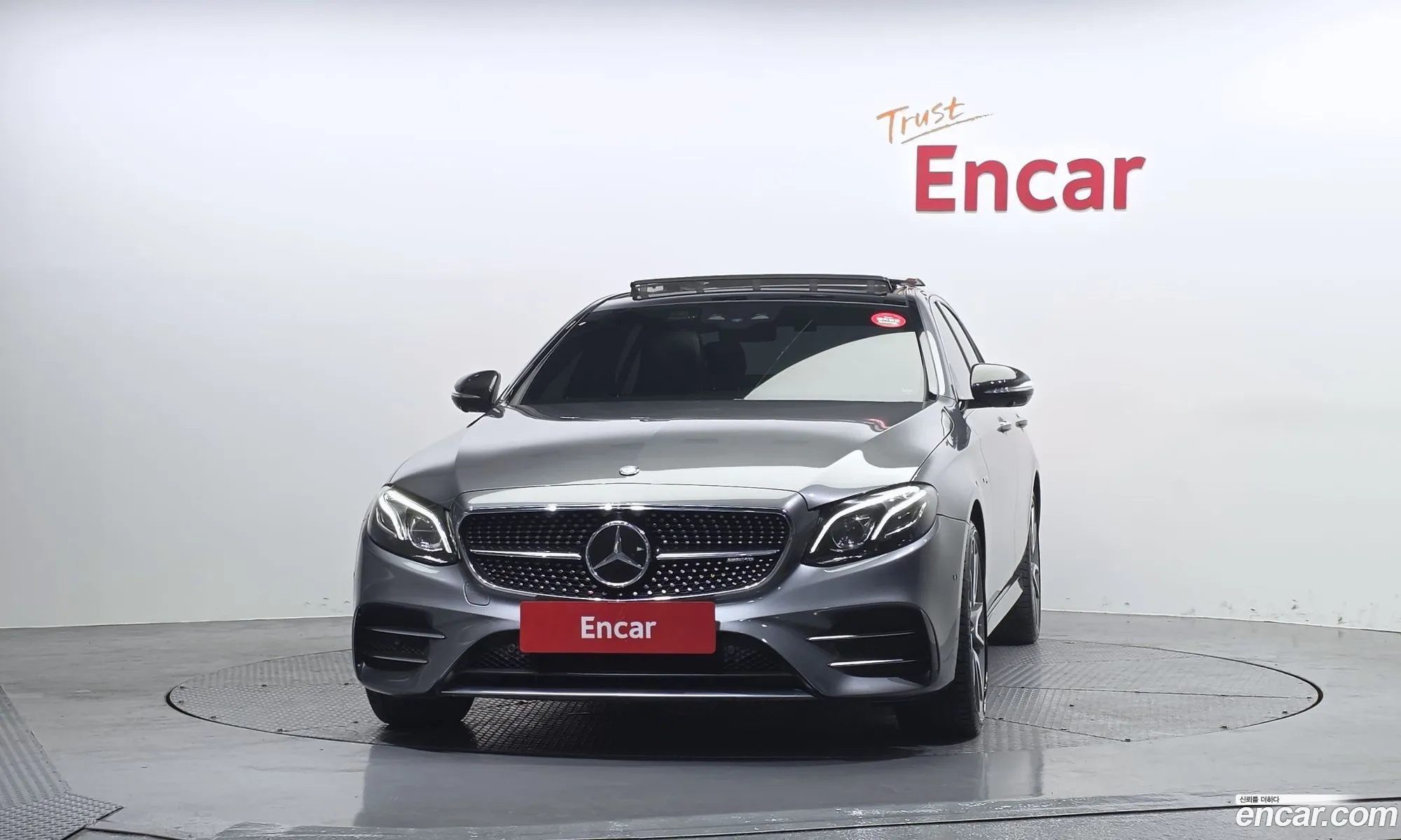Mercedes-Benz E-Class W213 2017 — 19