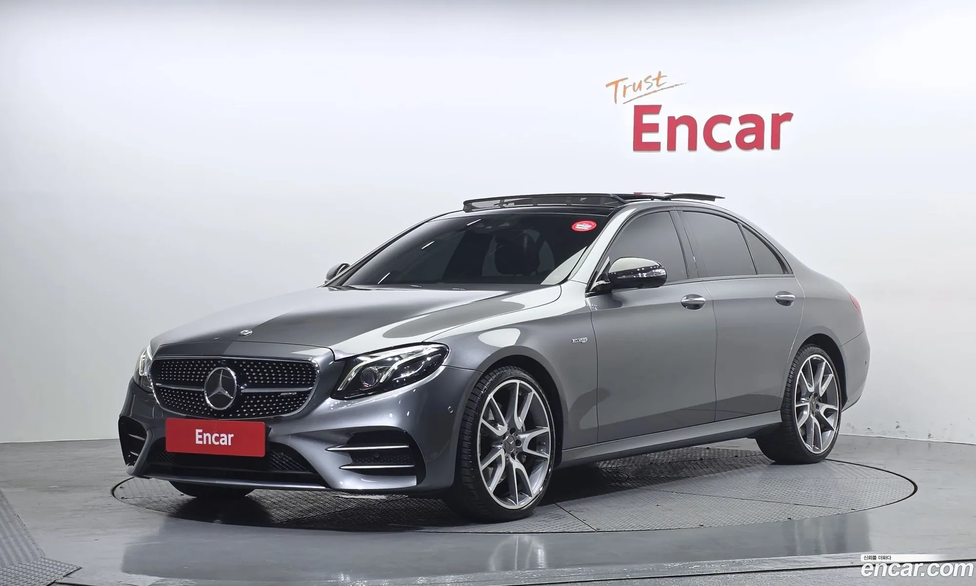Mercedes-Benz E-Class W213 2017 — 10