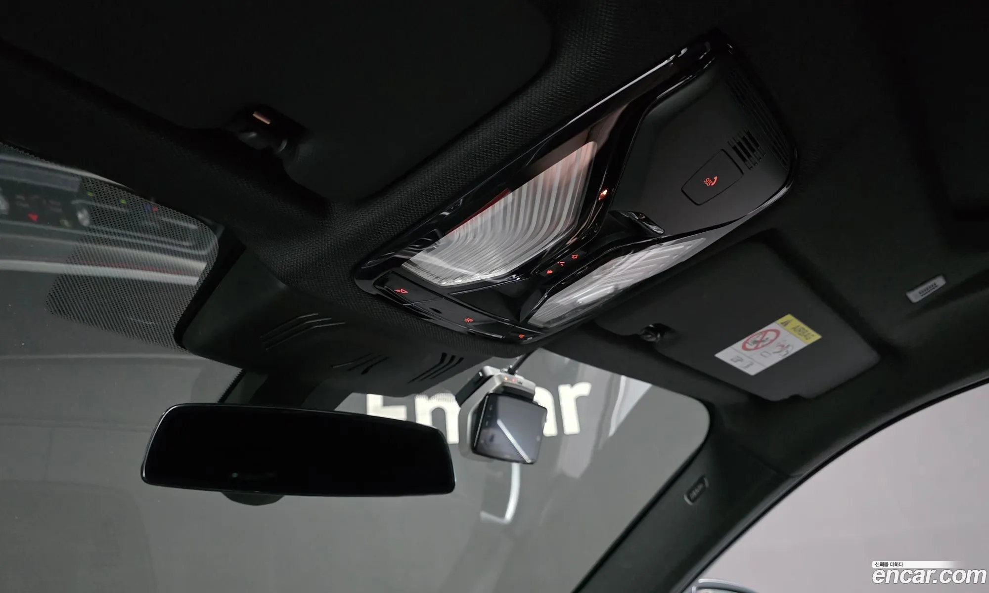 BMW X6 2023 WBAGT8106P9R76600 — 30