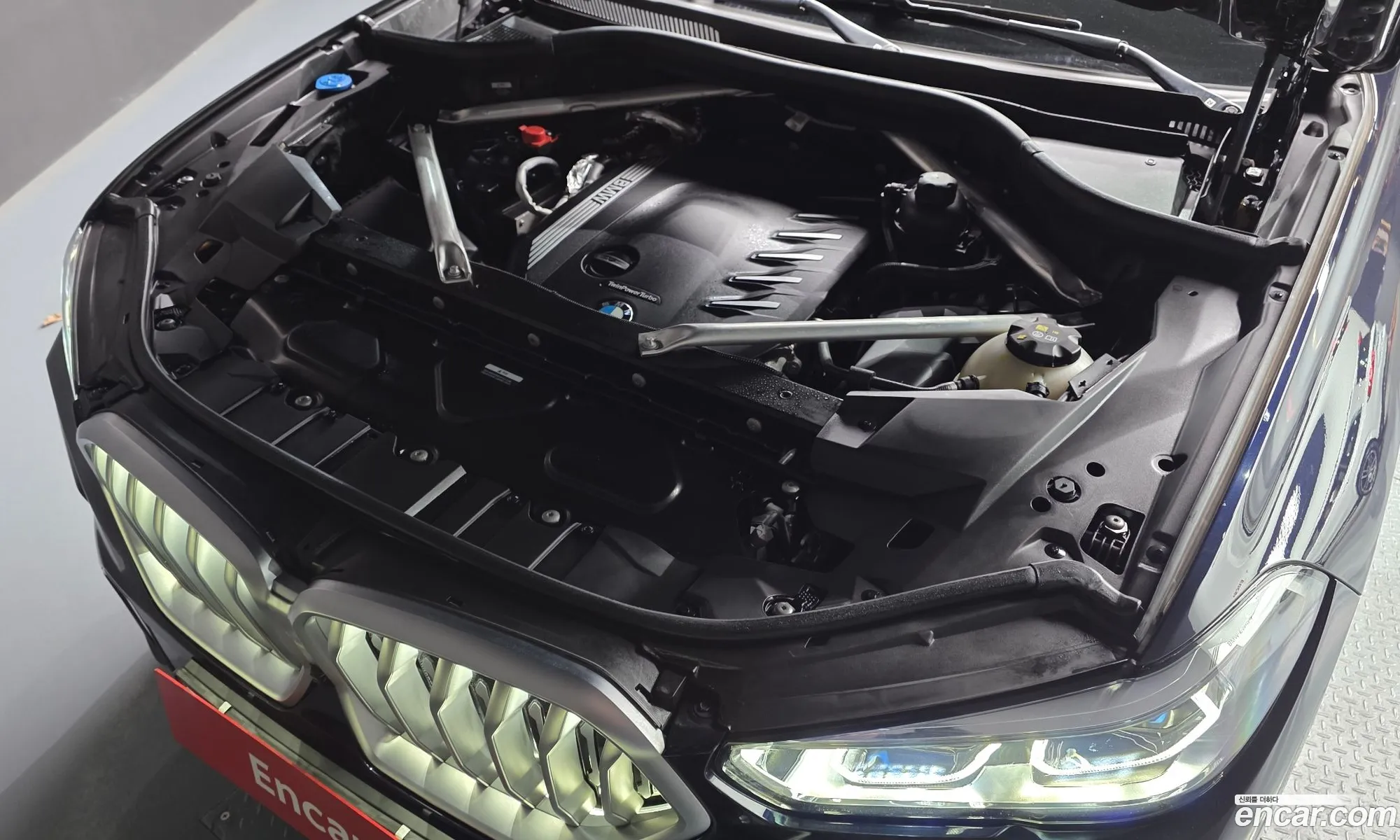 BMW X6 2023 WBAGT8106P9R76600 — 2