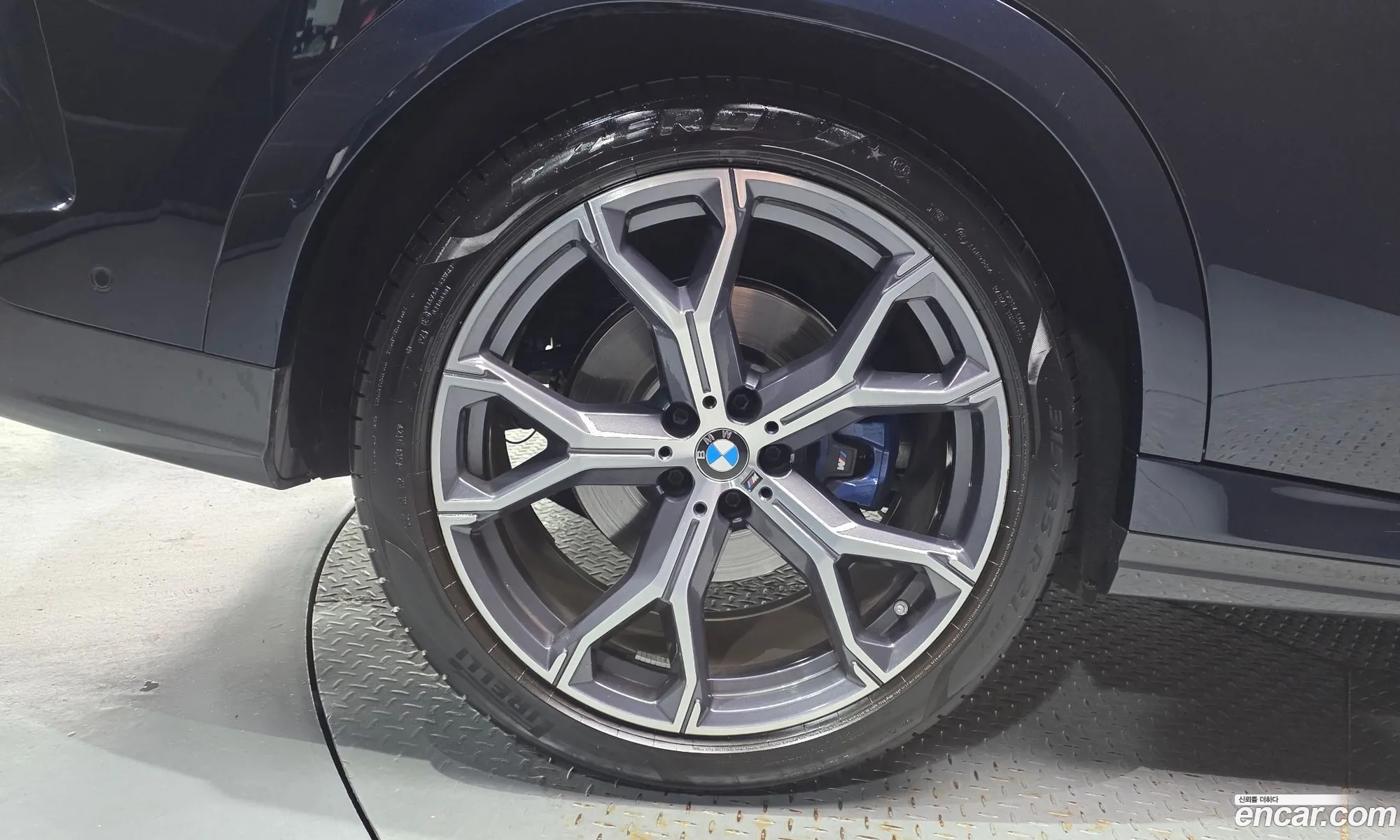 BMW X6 2023 WBAGT8106P9R76600 — 31