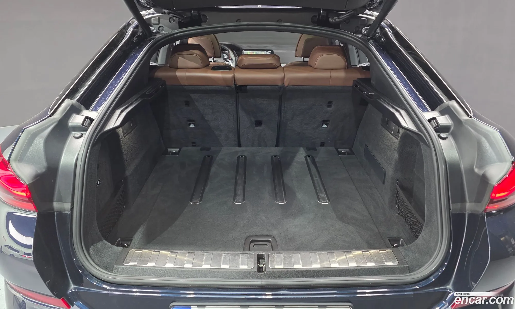 BMW X6 2023 WBAGT8106P9R76600 — 9