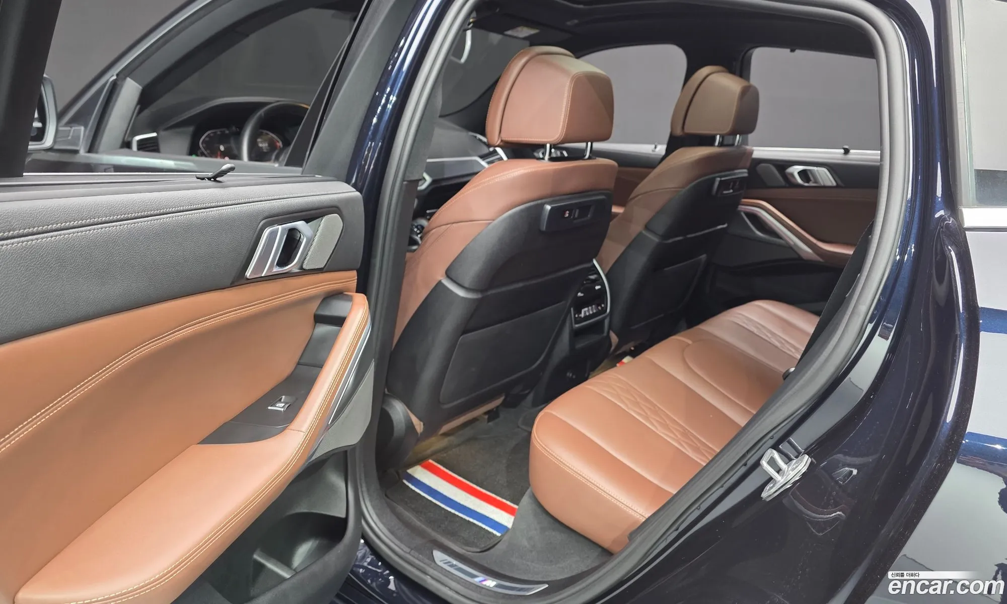 BMW X6 2023 WBAGT8106P9R76600 — 17