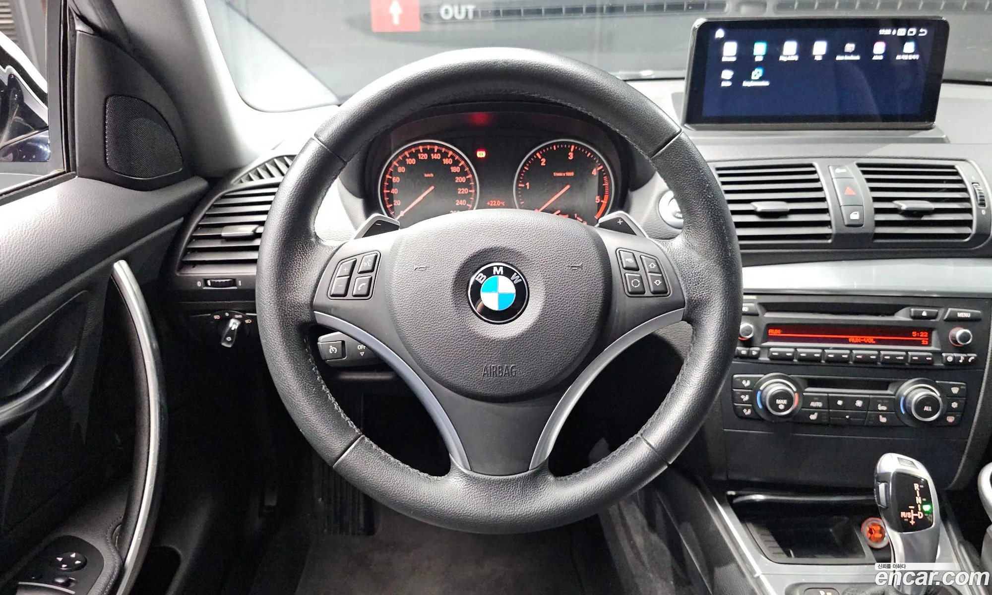 BMW 1 Series 2011 WBAUR3108BVL41530 — 12