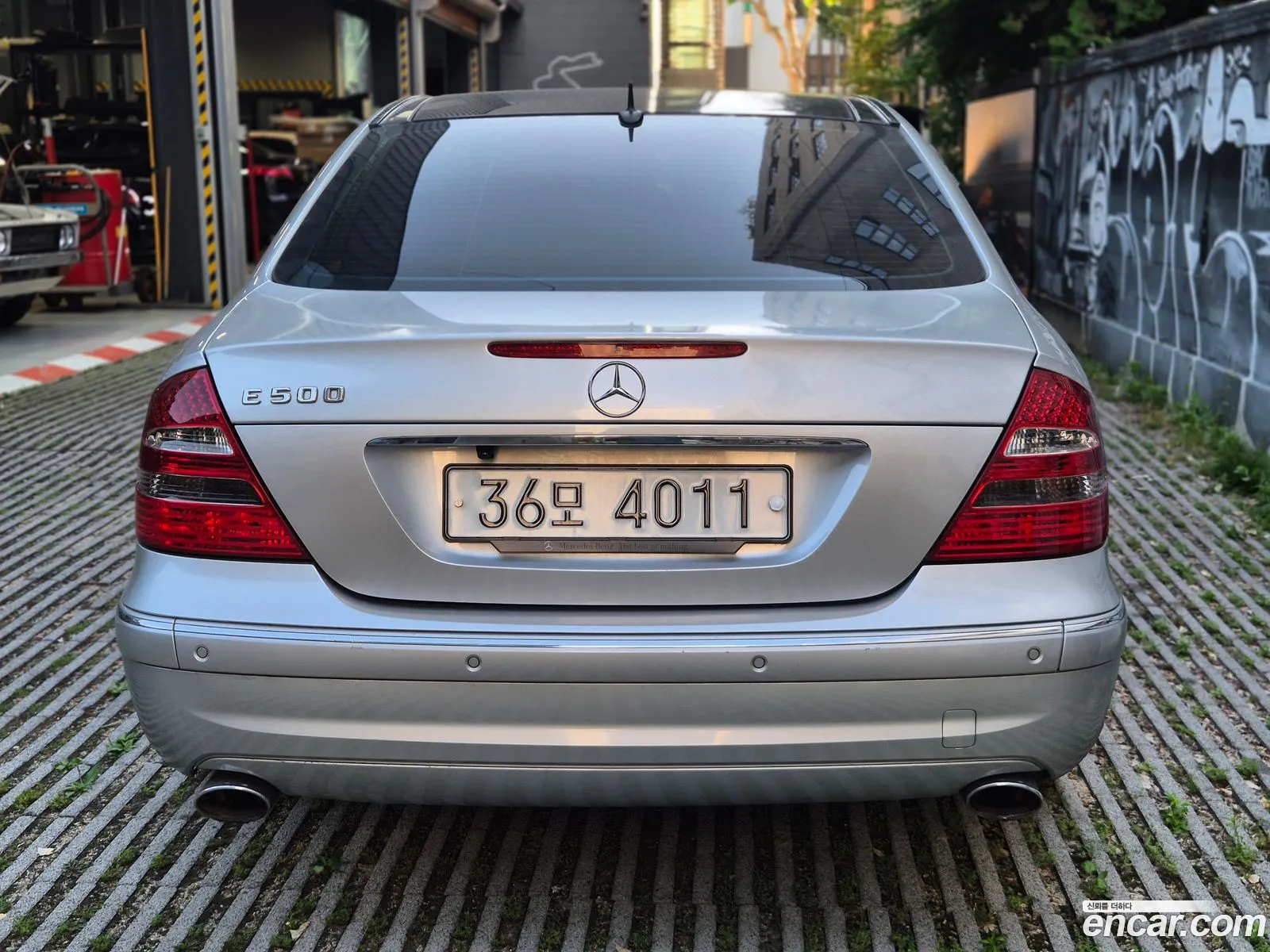 Mercedes-Benz E-Class W211 2003 — 3