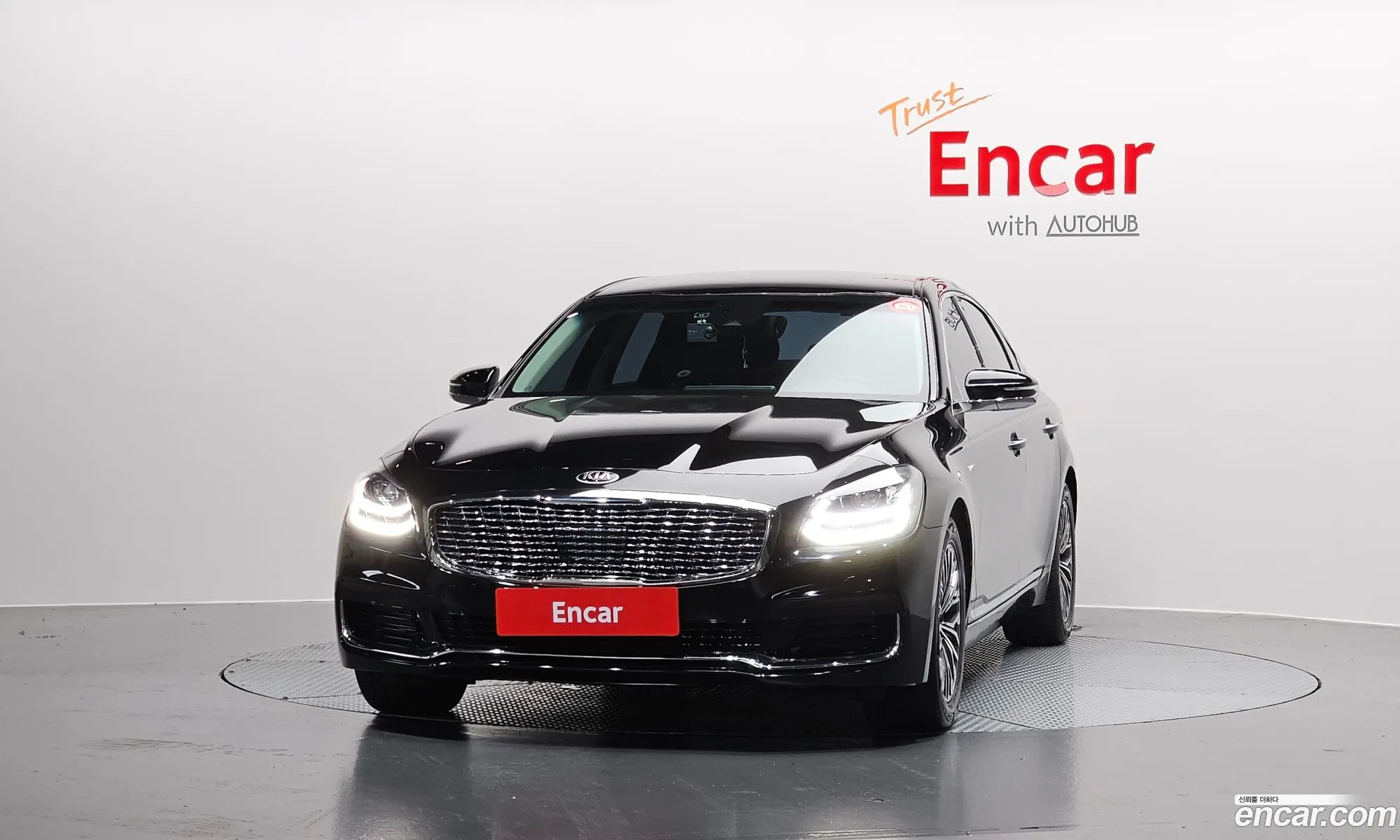 Kia The K9 2019 KNAS1418DLS019366 — 2