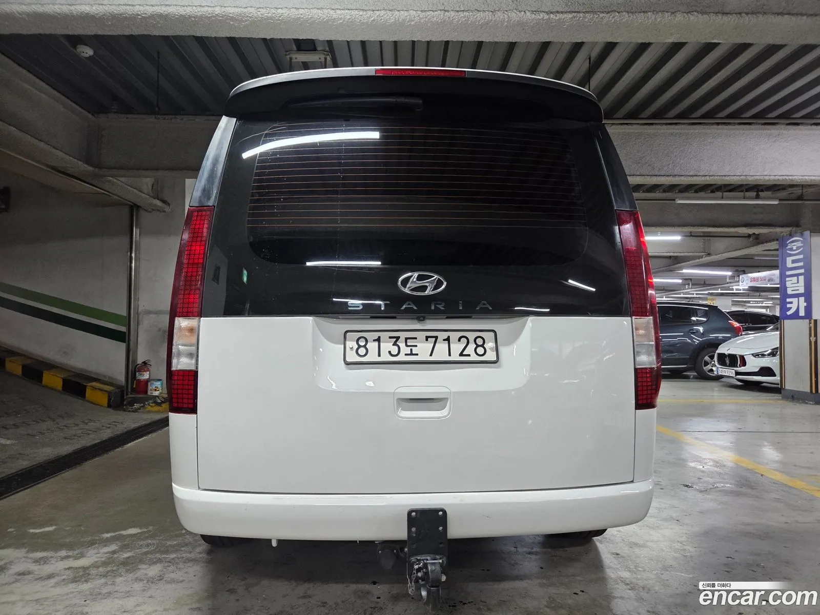 Hyundai Staria 2023 — 2