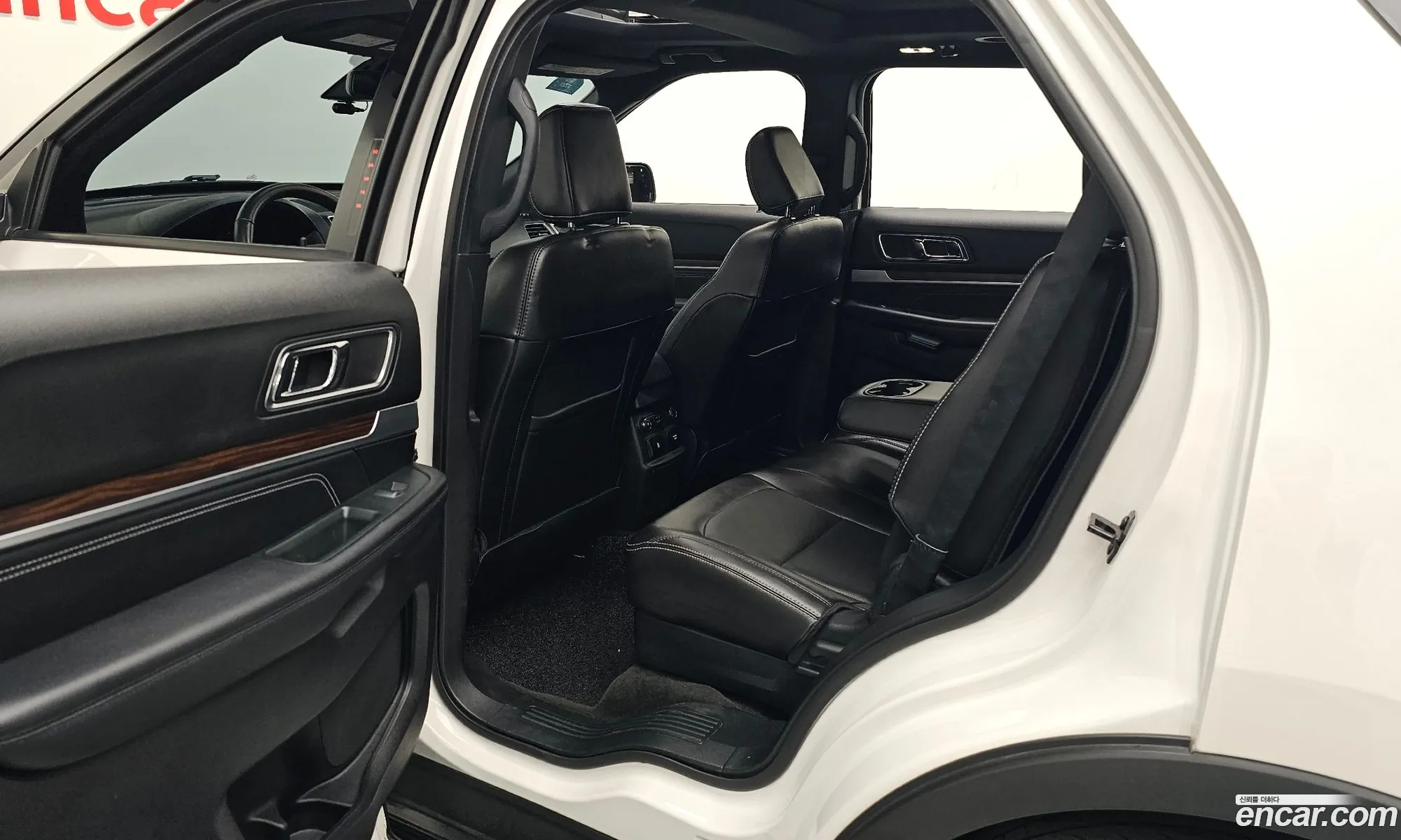 Ford Explorer 2018 1FM5K8FH7JGB23567 — 20