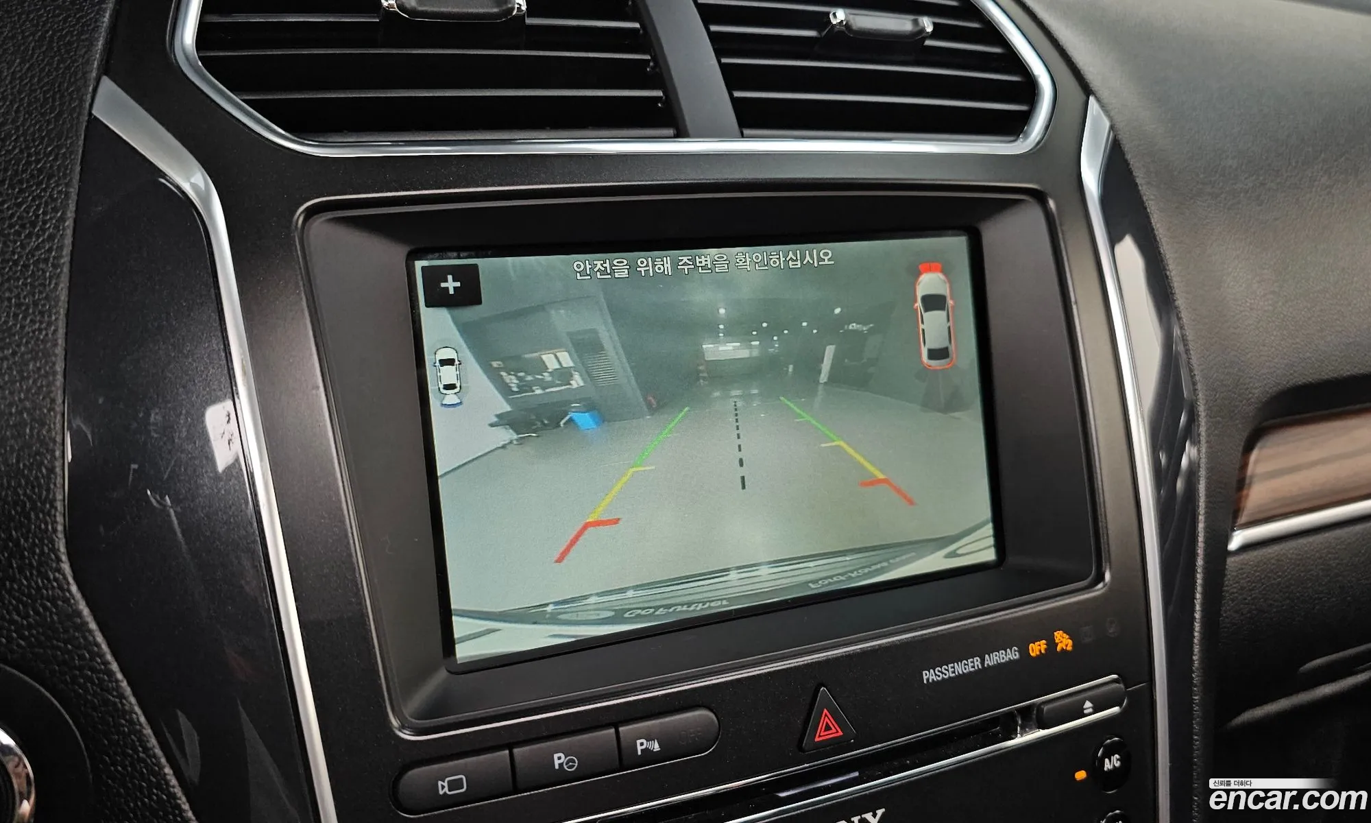 Ford Explorer 2018 1FM5K8FH7JGB23567 — 12