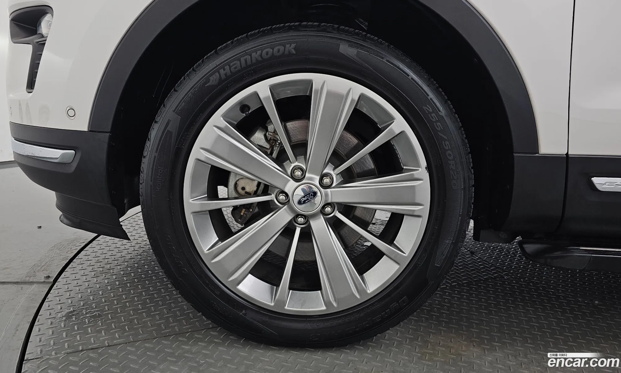 Ford Explorer 2018 1FM5K8FH7JGB23567 — 10