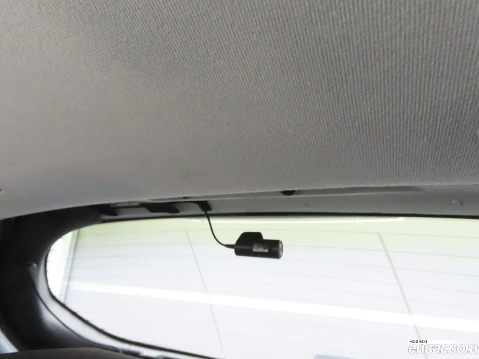 Peugeot 208 2015 — 8