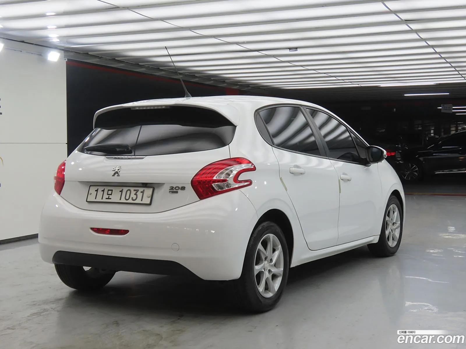 Peugeot 208 2015 — 19