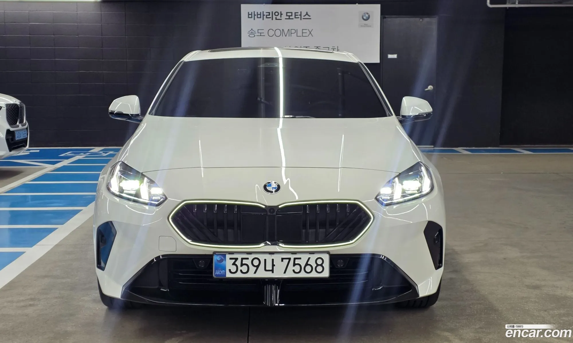 BMW 1 Series 2025 — 12