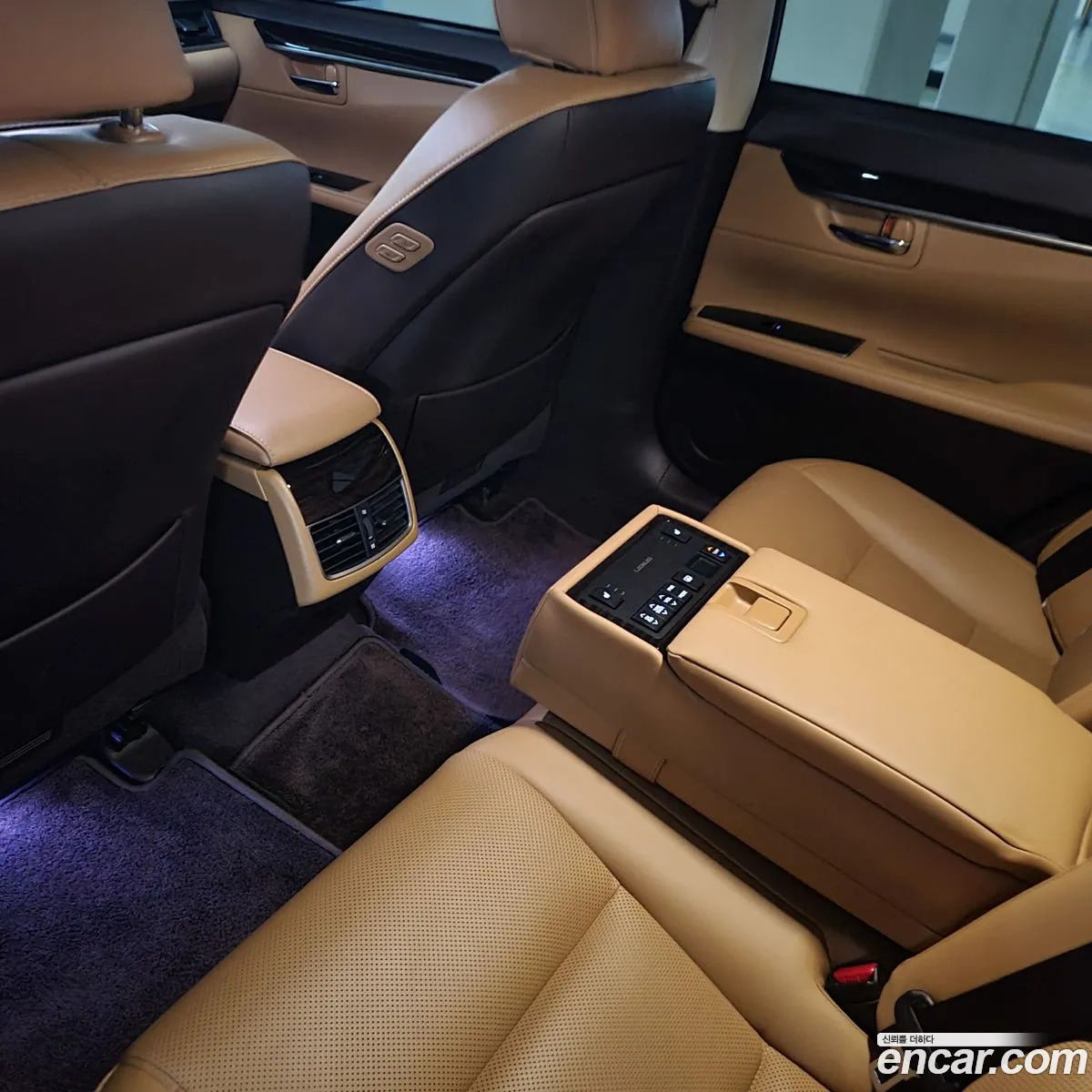 Lexus ES300h 2017 — 5