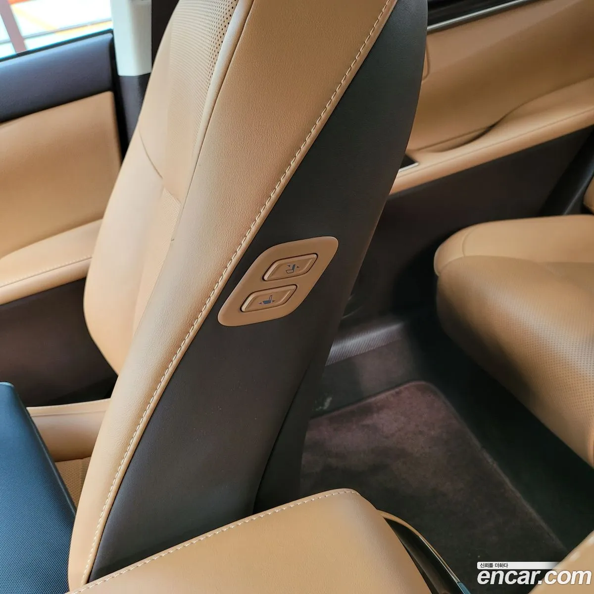 Lexus ES300h 2017 — 3