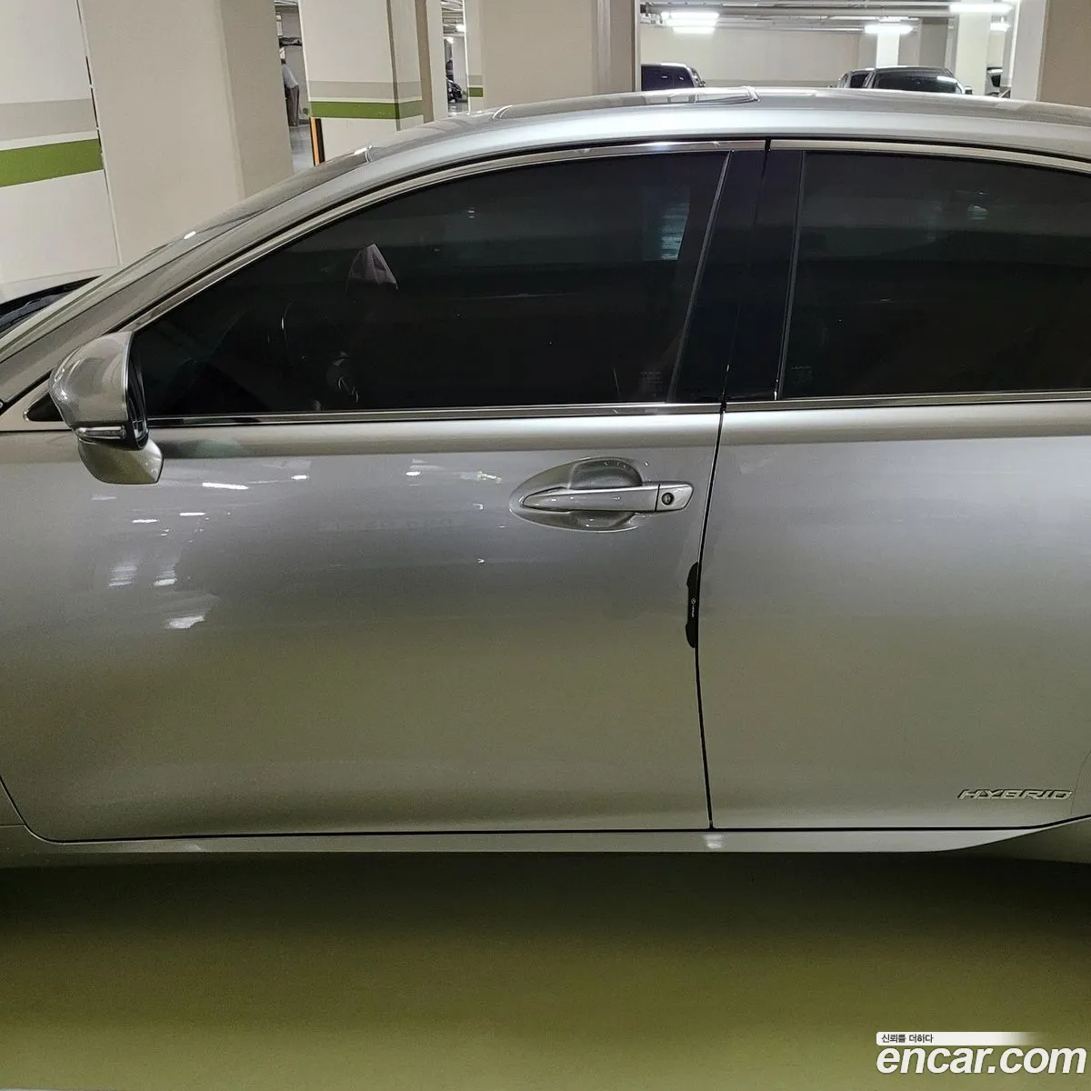 Lexus ES300h 2017 — 6