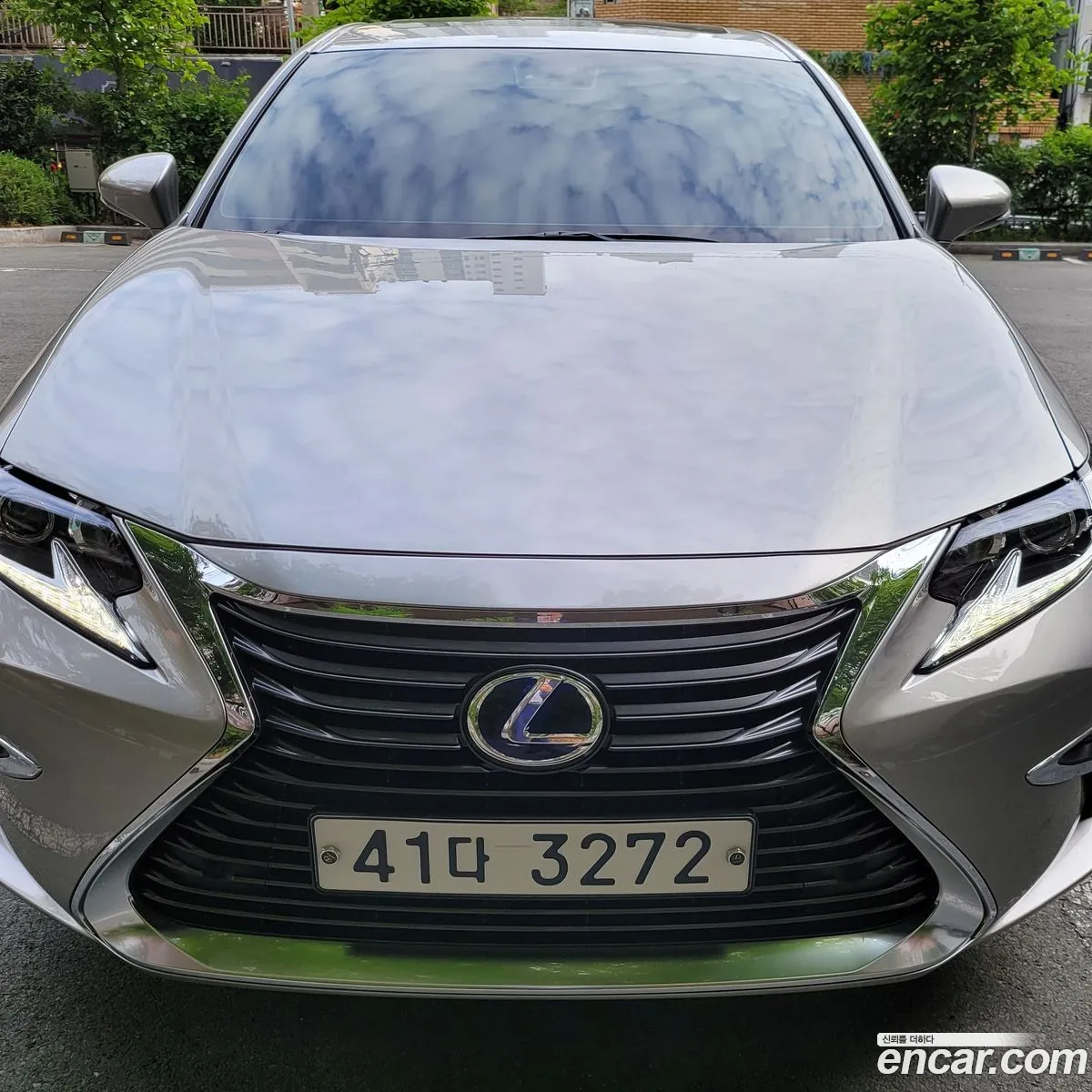 Lexus ES300h 2017 — 4