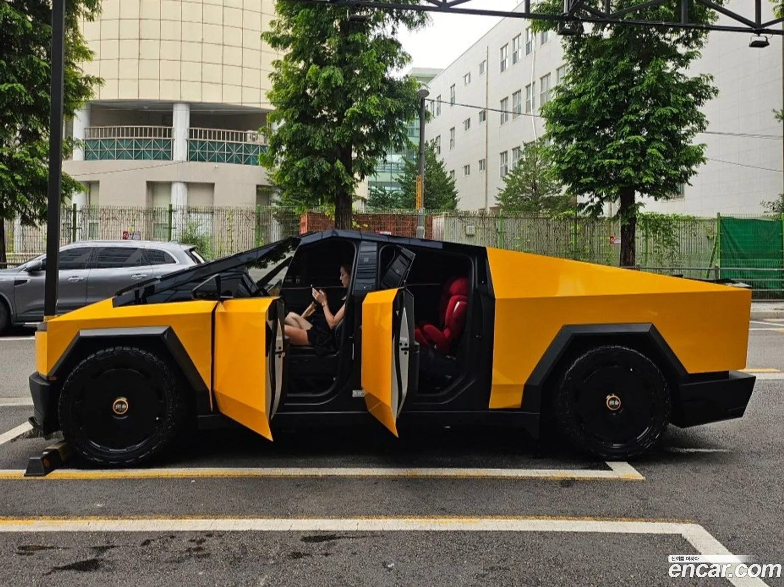 Tesla Cybertruck