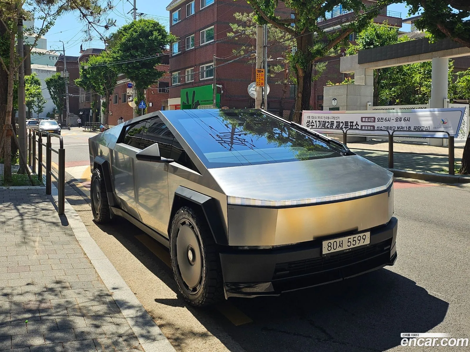 Tesla Cybertruck