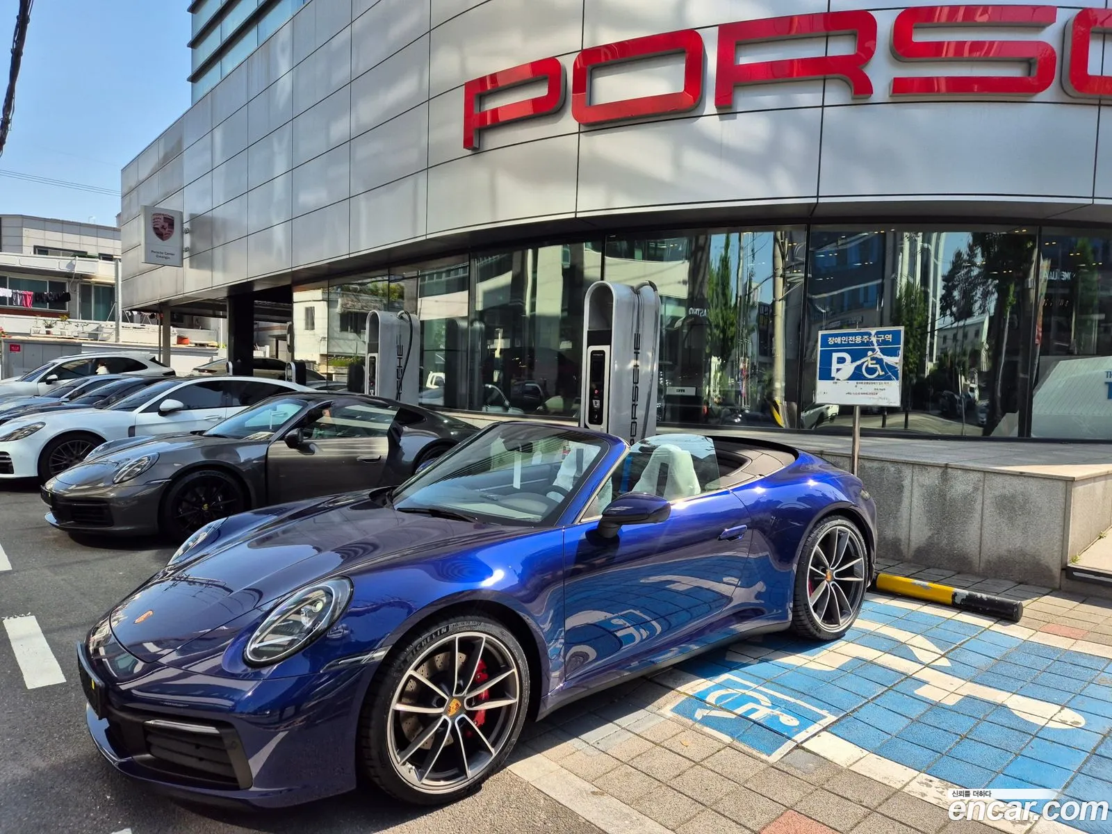 Porsche 911 2024 — 18